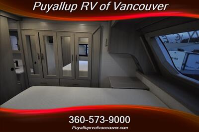 2024 GRAND DESIGN RV INFLUENCE 2903RL - Photo 24 - Vancouver, WA 98682-4901