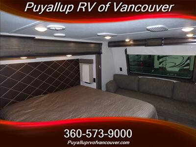 2019 KEYSTONE RV MONTANA 3840MS 20TH ANNIVERS   - Photo 13 - Vancouver, WA 98682-4901