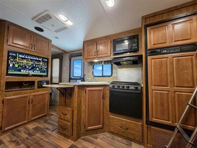 2016 OUTDOORS RV CREEKSIDE 23DBS - Photo 5 - Puyallup, WA 98373