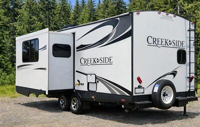 2016 OUTDOORS RV CREEKSIDE 23DBS - Photo 2 - Puyallup, WA 98373