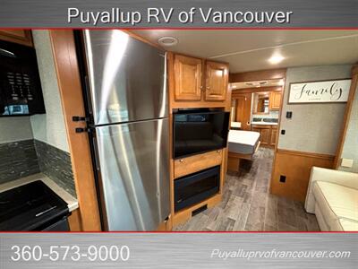 2020 WINNEBAGO ADVENTURER 35F - Photo 11 - Vancouver, WA 98682-4901