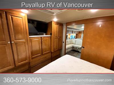 2020 WINNEBAGO ADVENTURER 35F - Photo 14 - Vancouver, WA 98682-4901