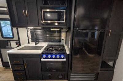 2023 Keystone OUTBACK 343DB - Photo 4 - Puyallup, WA 98373