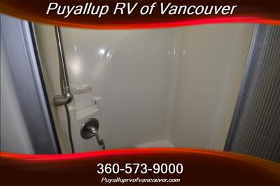 2006 FLEETWOOD AMERICAN TRADITION 40L   - Photo 19 - Vancouver, WA 98682-4901
