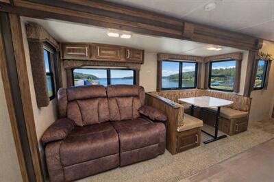2017 Keystone Cougar 26SABWE - Photo 7 - Puyallup, WA 98373