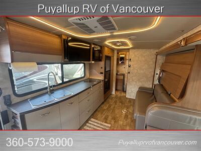 2018 WINNEBAGO VIEW 3500XD   - Photo 7 - Vancouver, WA 98682-4901