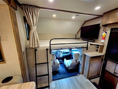 2022 Dynamax Isata 5 series 28SS - Photo 6 - Puyallup, WA 98373