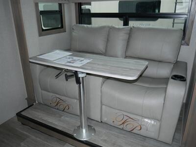 2022 Dynamax Isata 5 series 28SS   - Photo 5 - Puyallup, WA 98373
