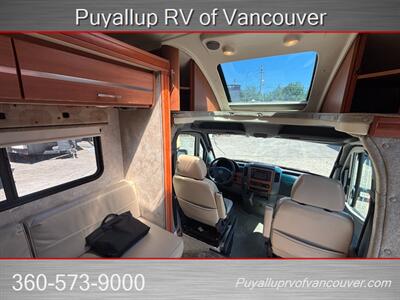 2013 WINNEBAGO VIEW 24V 3500 MERCEDES   - Photo 13 - Vancouver, WA 98682-4901