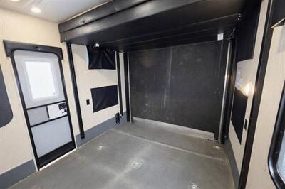2015 Jayco Octane 32E   - Photo 10 - Puyallup, WA 98373