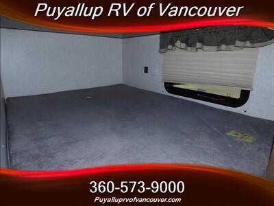 2020 KEYSTONE RV COUGAR HALF-TON 29RDB   - Photo 23 - Vancouver, WA 98682-4901