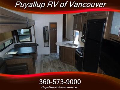 2020 KEYSTONE RV COUGAR HALF-TON 29RDB   - Photo 10 - Vancouver, WA 98682-4901