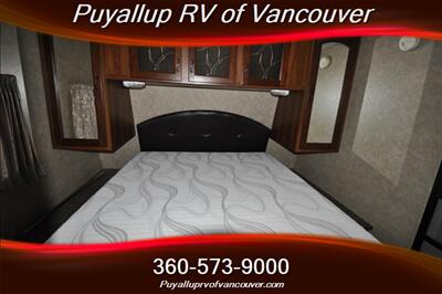 2014 FOREST RIVER TRACER LUXURY ED. ULTRA LITE 2640RLS   - Photo 17 - Vancouver, WA 98682-4901