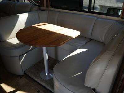 2013 Thor Hurricane 34E   - Photo 4 - Puyallup, WA 98373