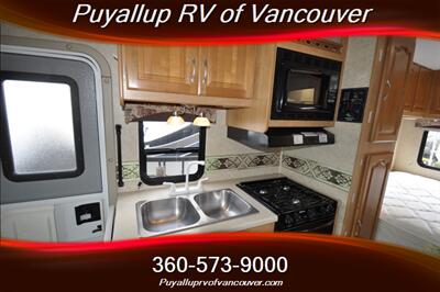2006 FOREST RIVER SUNSEEKER 2450   - Photo 7 - Vancouver, WA 98682-4901