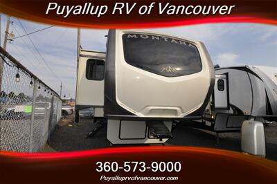 2017 KEYSTONE RV MONTANT 3730FL   - Photo 2 - Vancouver, WA 98682-4901
