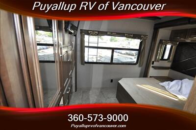 2017 KEYSTONE RV MONTANT 3730FL   - Photo 20 - Vancouver, WA 98682-4901