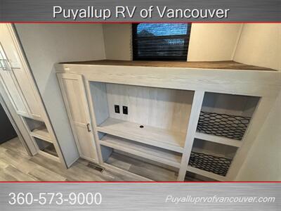 2021 KEYSTONE RV SPRINTER 341BHK   - Photo 11 - Vancouver, WA 98682-4901