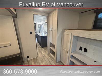 2021 KEYSTONE RV SPRINTER 341BHK   - Photo 13 - Vancouver, WA 98682-4901