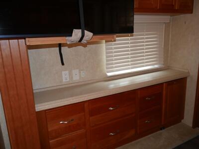 2007 Tiffin Allegro Bus 40QSP   - Photo 3 - Puyallup, WA 98373