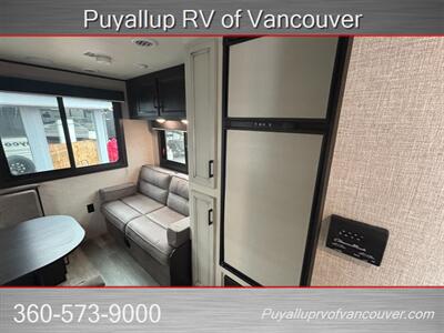 2022 JAYCO JAY FLIGHT M-212QBW   - Photo 9 - Vancouver, WA 98682-4901