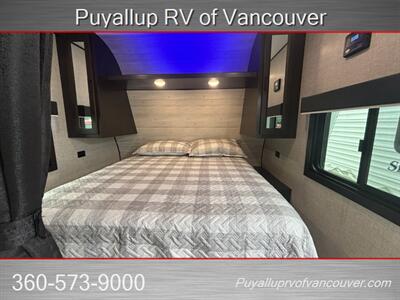 2022 JAYCO JAY FLIGHT M-212QBW   - Photo 17 - Vancouver, WA 98682-4901