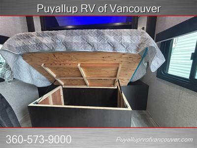 2022 JAYCO JAY FLIGHT M-212QBW   - Photo 18 - Vancouver, WA 98682-4901