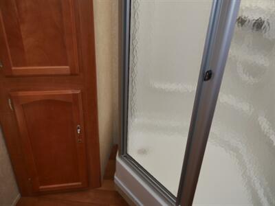 2009 Forest River Salem LA 292FKSS   - Photo 12 - Puyallup, WA 98373