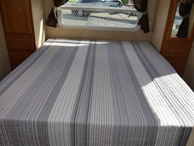 2009 Forest River Salem LA 292FKSS   - Photo 13 - Puyallup, WA 98373