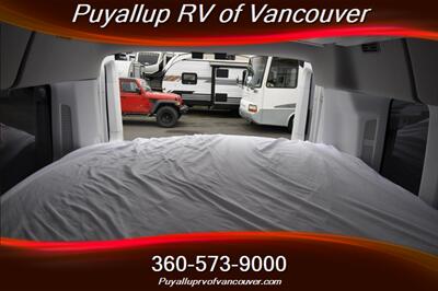 2017 Ford Transit CAMPER CONVERSION   - Photo 11 - Vancouver, WA 98682-4901