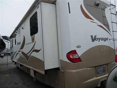2008 Winnebago Voyage 32H   - Photo 2 - Puyallup, WA 98373