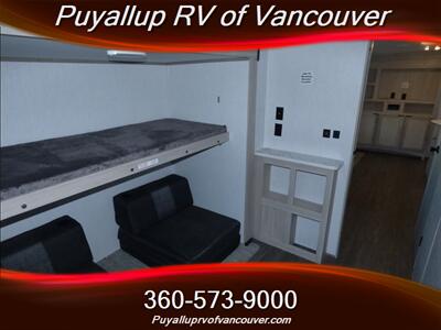 2022 CRUISER RV SHADOW CRUISER 325BHS   - Photo 15 - Vancouver, WA 98682-4901