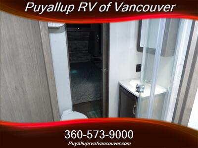 2021 KEYSTONE RV COUGAR 24SABWE   - Photo 16 - Vancouver, WA 98682-4901