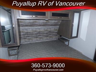 2021 KEYSTONE RV COUGAR 24SABWE   - Photo 12 - Vancouver, WA 98682-4901