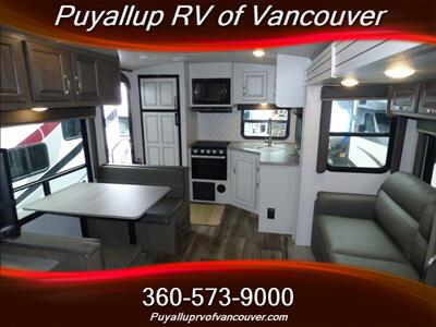 2021 KEYSTONE RV COUGAR 24SABWE   - Photo 7 - Vancouver, WA 98682-4901