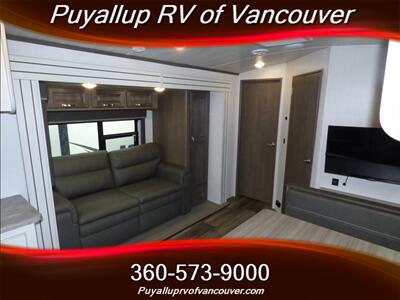 2021 KEYSTONE RV COUGAR 24SABWE   - Photo 5 - Vancouver, WA 98682-4901