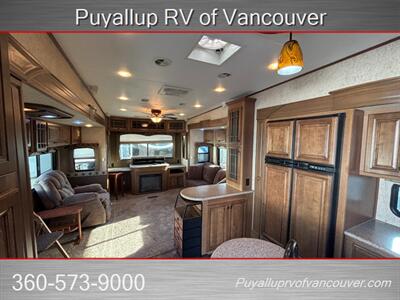 2013 HEARTLAND BIGHORN 3010RE   - Photo 8 - Vancouver, WA 98682-4901