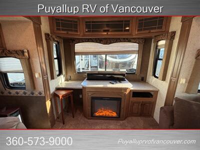 2013 HEARTLAND BIGHORN 3010RE   - Photo 12 - Vancouver, WA 98682-4901