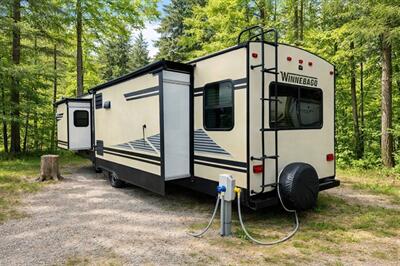 2019 Winnebago Minnie Plus 30RLSS - Photo 2 - Puyallup, WA 98373