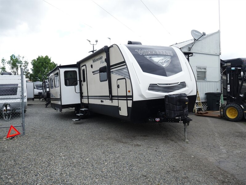 2019 Winnebago Minnie Plus 30RLSS   - Photo 1 - Puyallup, WA 98373