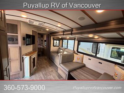 2021 CROSSROADS RV SUNSET TRAIL 257FK 257FK   - Photo 9 - Vancouver, WA 98682-4901