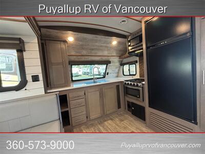 2021 CROSSROADS RV SUNSET TRAIL 257FK 257FK   - Photo 7 - Vancouver, WA 98682-4901