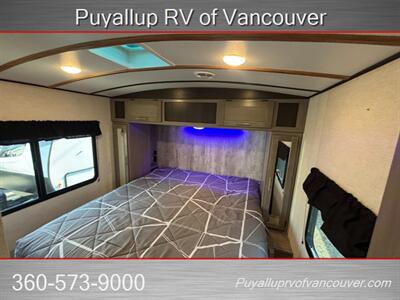 2021 CROSSROADS RV SUNSET TRAIL 257FK 257FK   - Photo 13 - Vancouver, WA 98682-4901