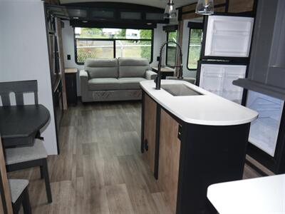 2022 Keystone Outback 330RL   - Photo 15 - Puyallup, WA 98373
