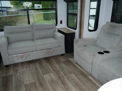 2022 Keystone Outback 330RL   - Photo 7 - Puyallup, WA 98373
