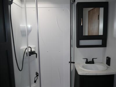 2022 Keystone Outback 330RL   - Photo 9 - Puyallup, WA 98373