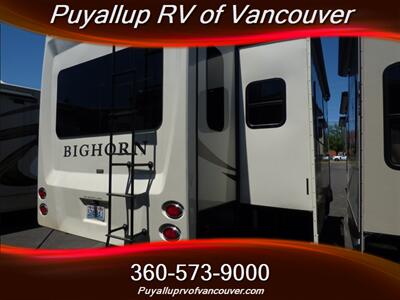 2018 HEARTLAND RV BIG HORN 3270RS   - Photo 4 - Vancouver, WA 98682-4901