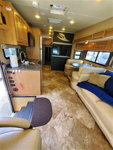2015 Thor Outlaw 37LS - Photo 4 - Puyallup, WA 98373