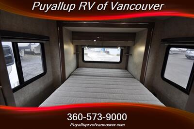 2015 WINNEBAGO NAVION 24G   - Photo 16 - Vancouver, WA 98682-4901