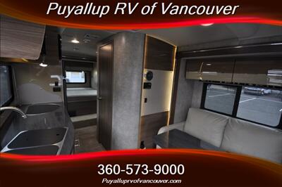 2015 WINNEBAGO NAVION 24G   - Photo 7 - Vancouver, WA 98682-4901